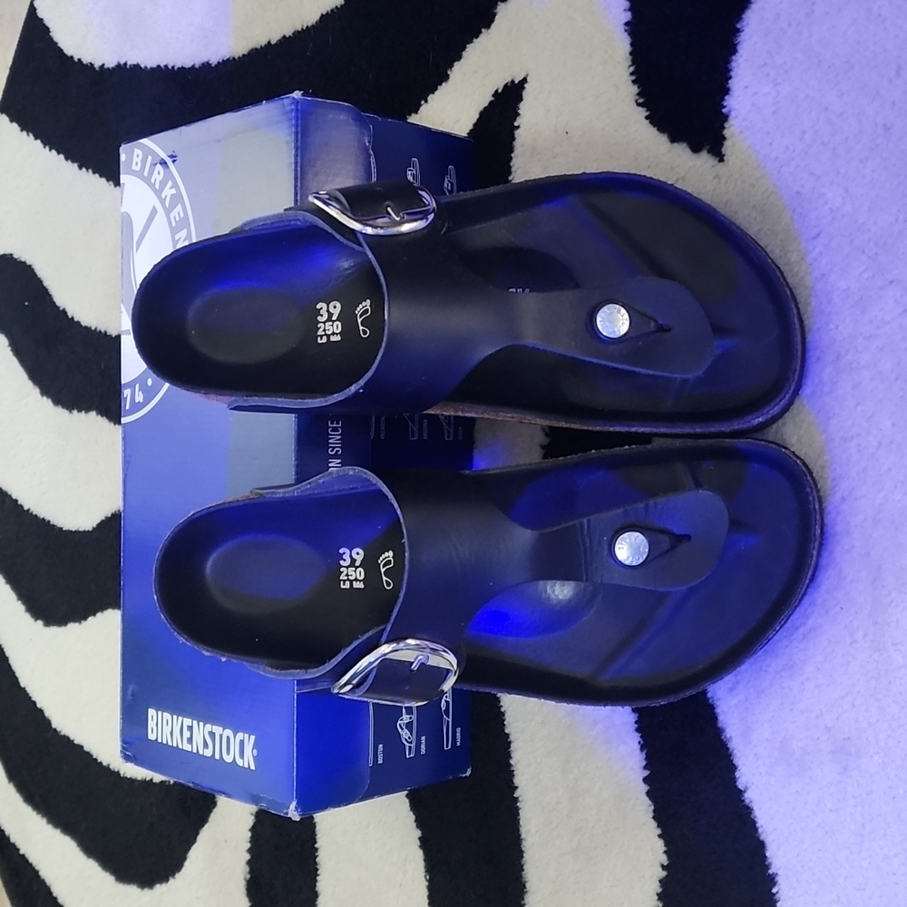 Birkenstock Big Buckle Gizeh size 8-8.5
